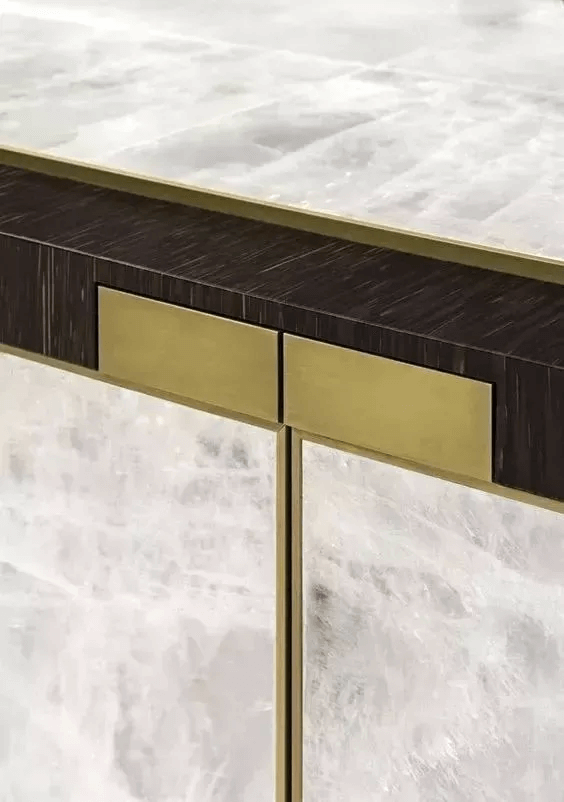 close up design of onyx table
