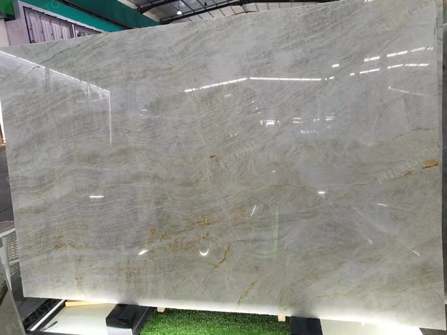 Perla Venata Quartzite big slabs in warehouse